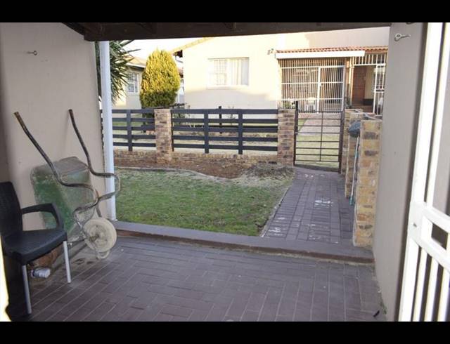 2 BEDROOM TOWNHOUSE FOR SALE IN ELSPARK